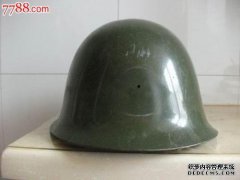 如果你用钢盔盖住手榴弹，它能在爆炸中存活下