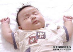 宝宝晚上不睡觉。6次点击很容易获得。