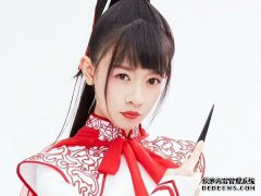 朱静怡宣布“青年与美国公民”红色，它非常漂