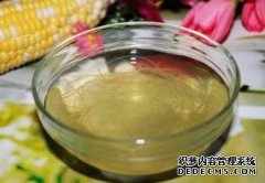 玉米可以降低血压，血脂，预防胃肠功能紊乱，