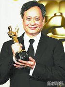 李安两次获得奥斯卡奖，并批评大陆董事追求追