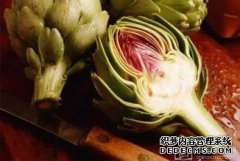 他们怎么吃食物？食物特别好吃。