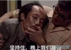 巨大的浪潮笼罩着日本的各个岛屿，核问题非常