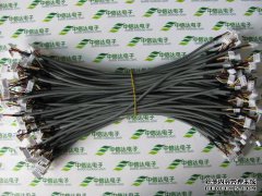 使用XH1聊天几天。